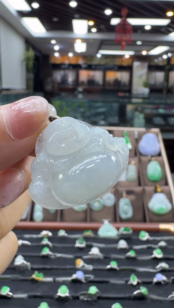 颈饰未镶嵌翡翠佛公