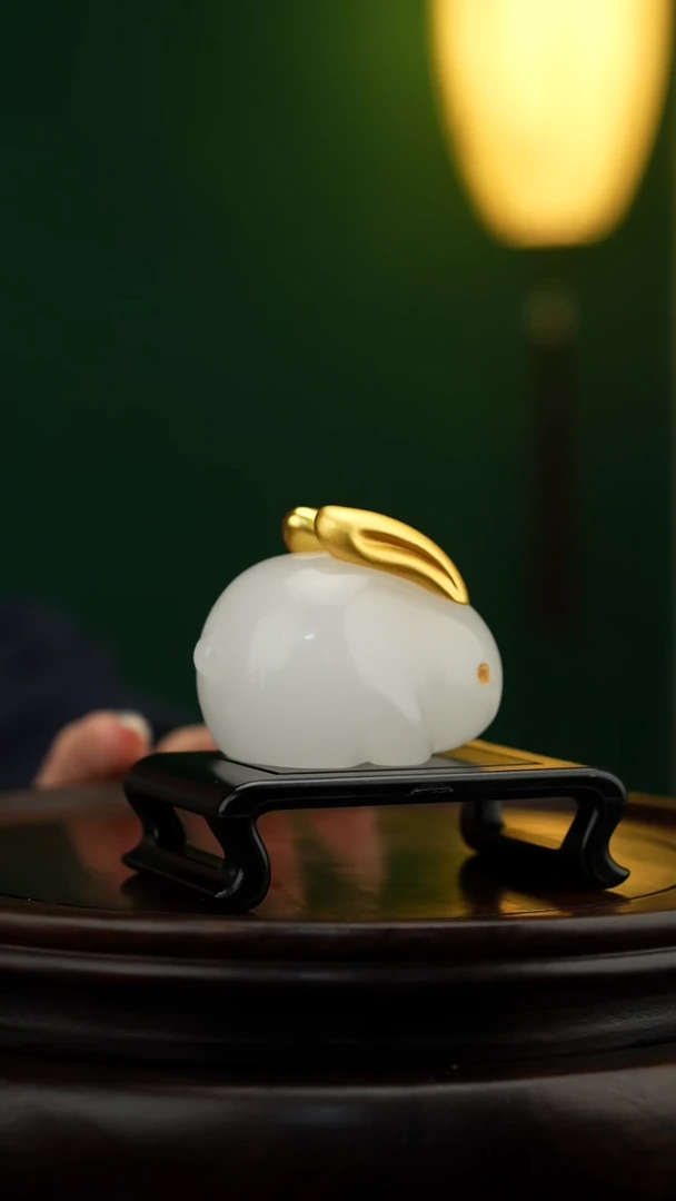 玉【玉兔呈祥】天然玉石摆件