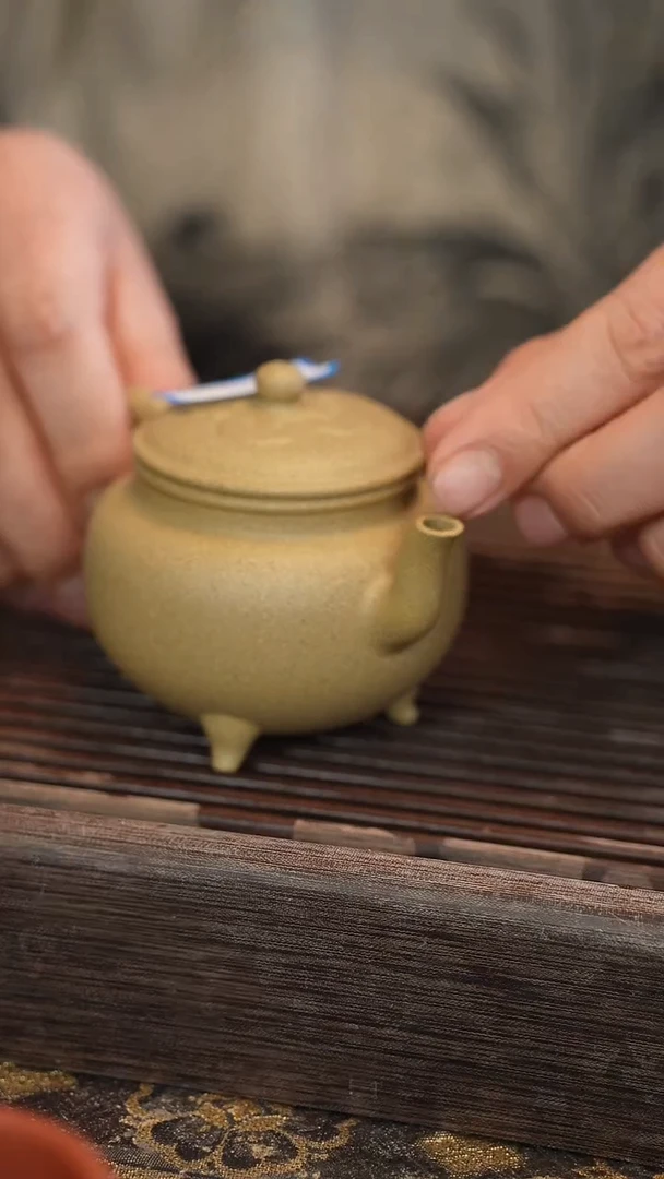 茶壶紫砂大彬如意 本绿 半手工【 嘴磕碰】180cc