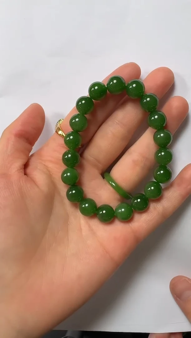 手链未镶嵌和田玉（碧玉）10m冰底