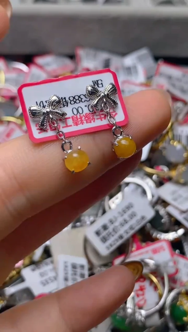 银S925镶嵌戒指翡翠百内无证书