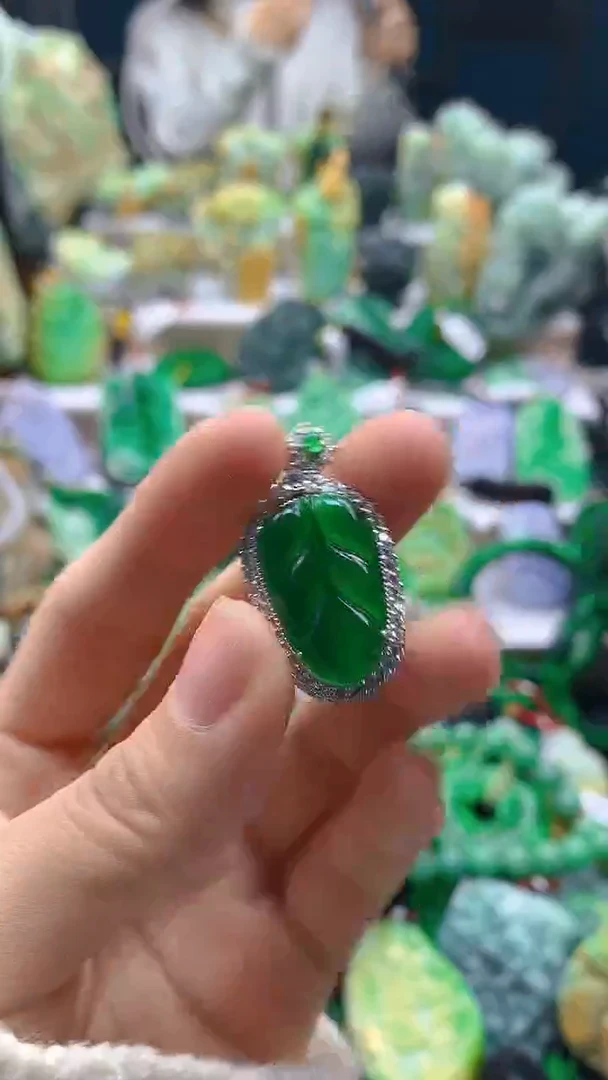 颈饰银S925镶嵌翡翠天然缅甸a货翡翠