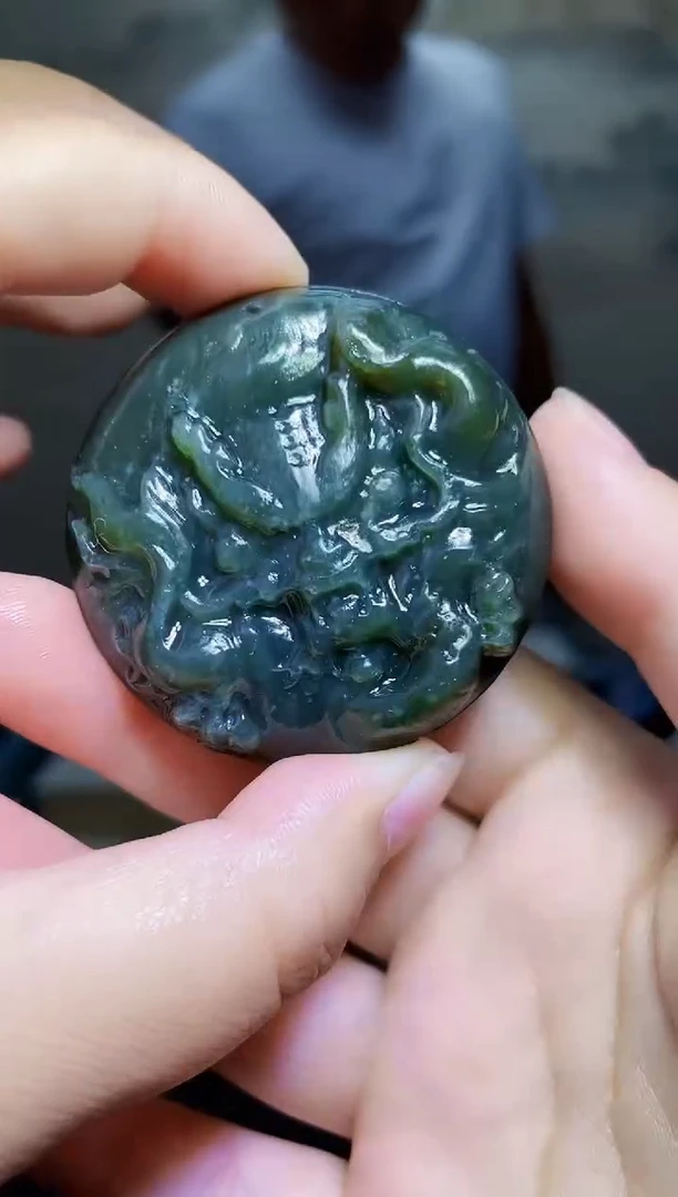 和田玉未镶嵌颈饰1