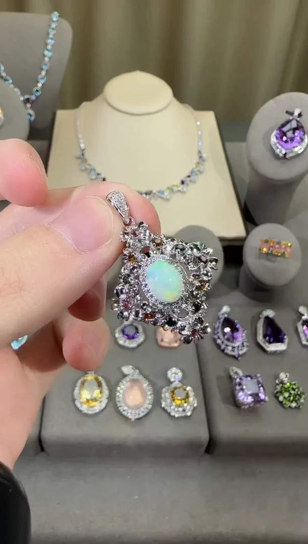 银S925镶嵌欧泊珠宝奇石9*7mm吊坠设计款