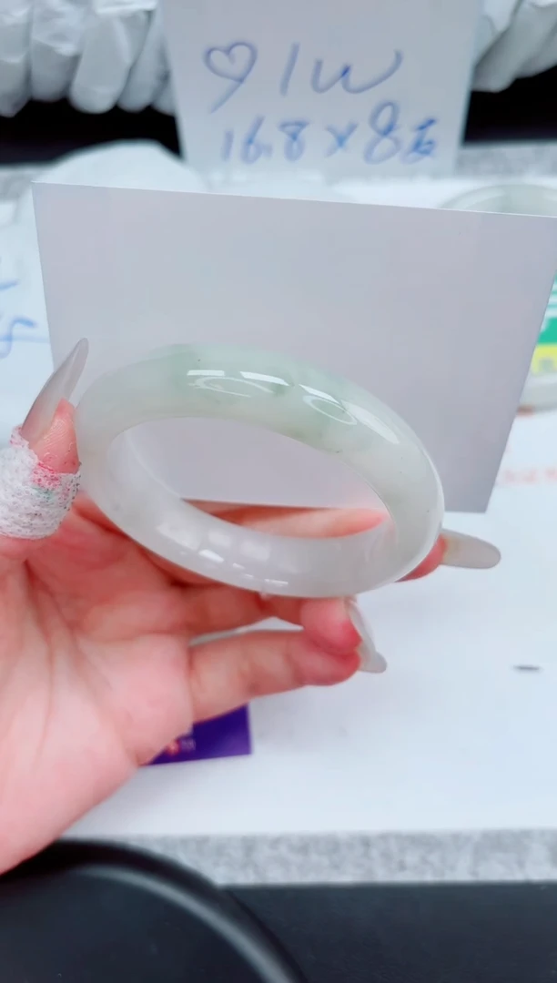 石英质玉手镯未镶嵌50-56.2