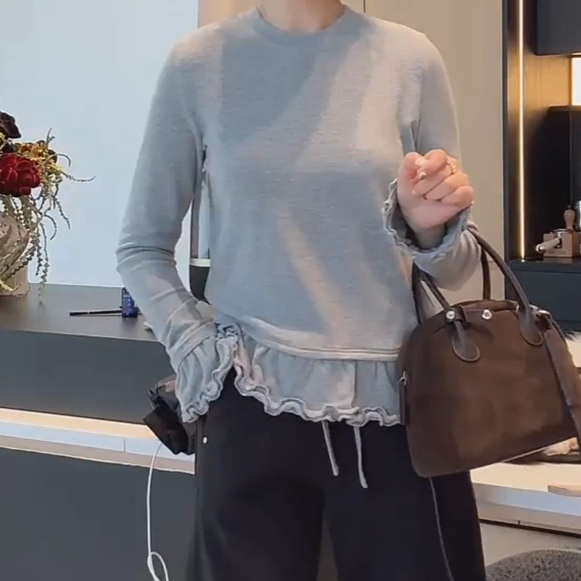 设计感高级感木耳边多层拼接长袖T恤女秋冬季纯色圆领别致打底衫