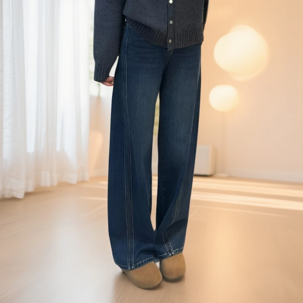 宿慕SUMU设计感拼接加绒保暖弯刀牛仔裤2025冬季显瘦牛仔裤33017