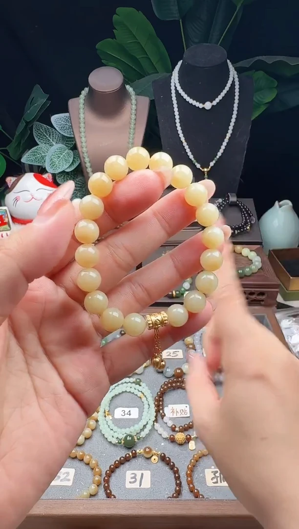 未镶嵌手串和田玉10m左右新疆糖玉手串