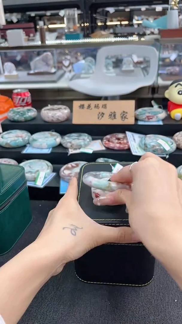 未镶嵌手镯石英质玉六*六圈口（赠品镯心）