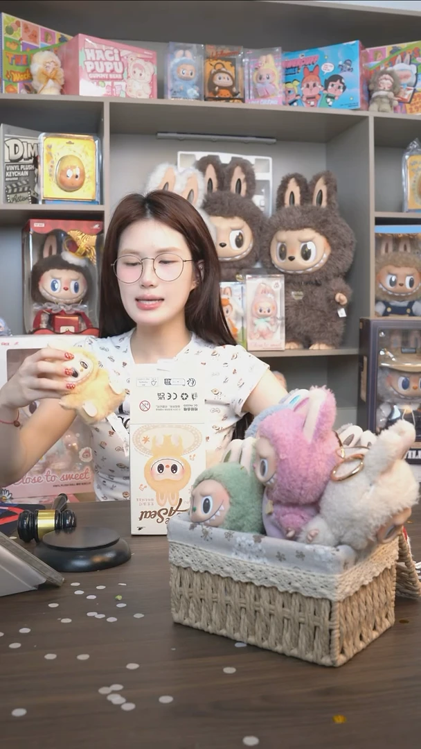 叽**啦泡泡玛特爱娃眼巴巴