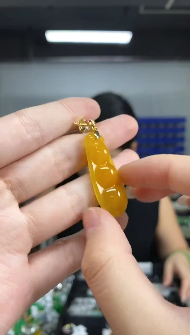 颈饰未镶嵌翡翠闪购链接   多样性发其一颜色微差