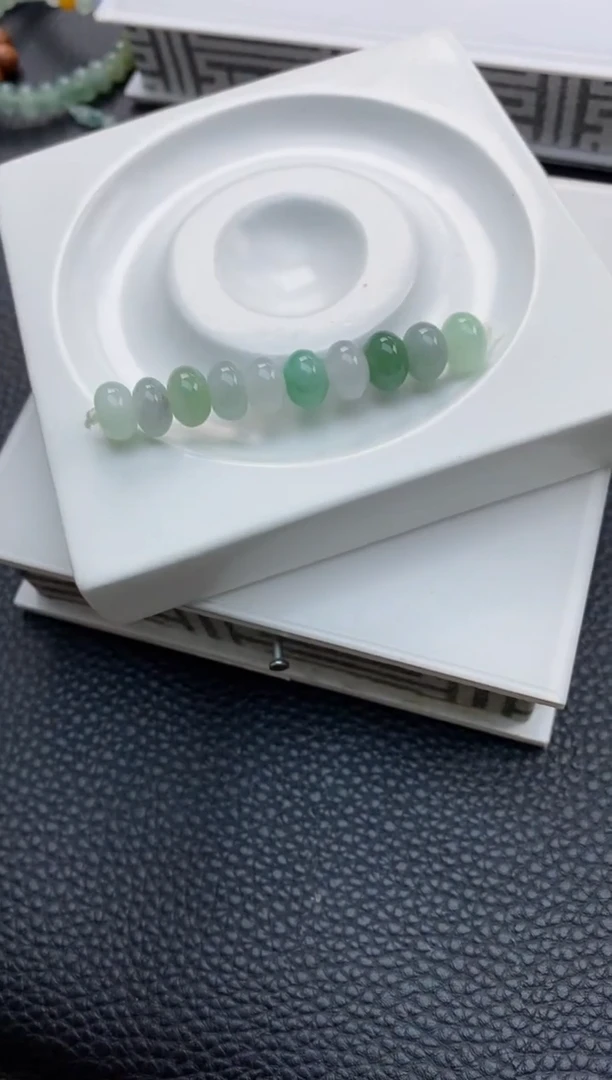 翡翠散珠39天然A货翡翠散珠