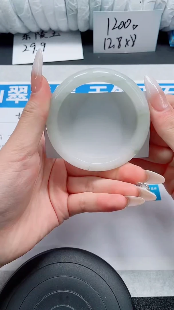 未镶嵌手镯石英质玉30-56/57