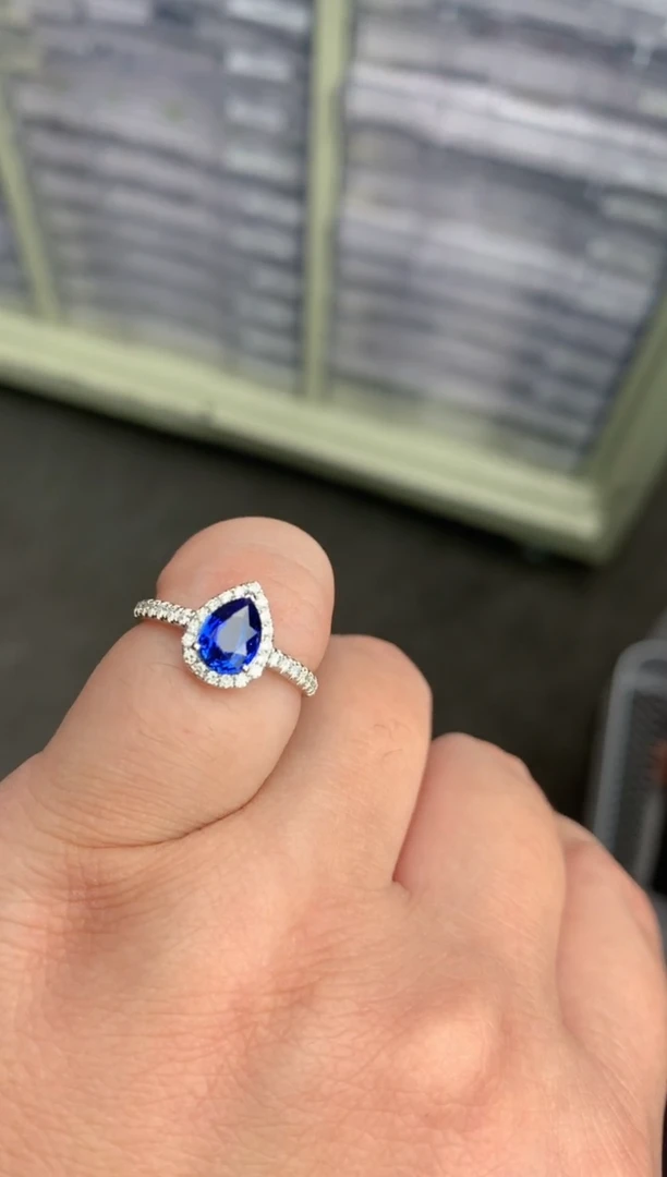 【闪购商品】蓝宝石戒指18K金镶嵌1ct蓝宝石戒指