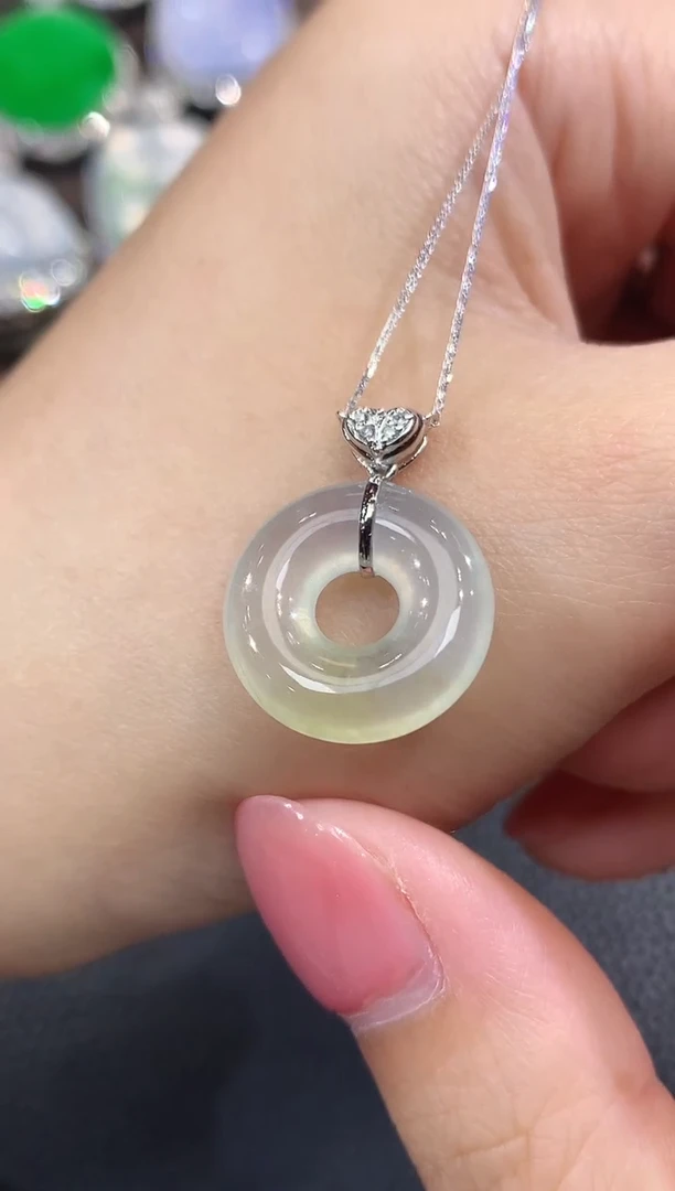 套链18K金镶嵌翡翠A35