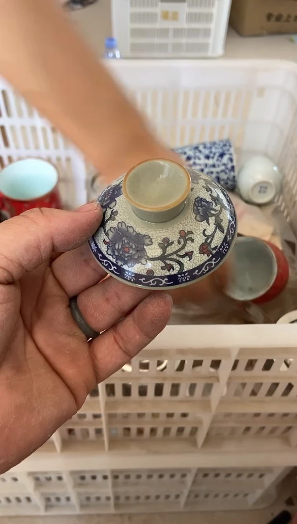 无运费险有瑕疵的摄影的产品有使用过的痕迹有点脏介意勿拍