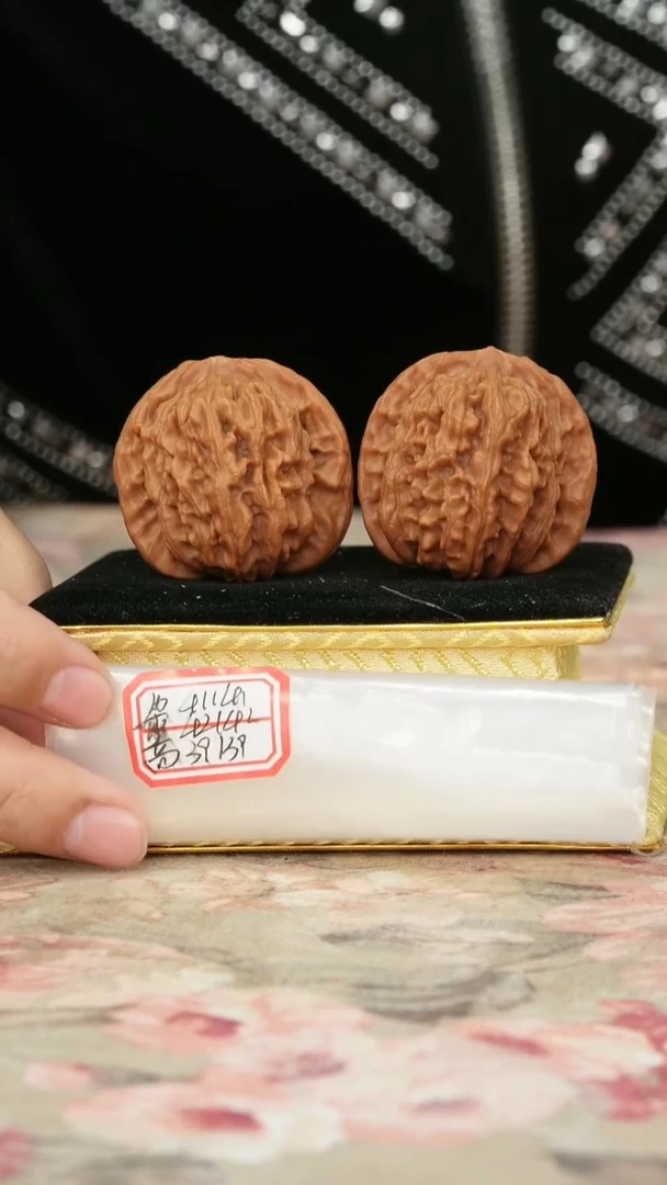 把件文玩核桃平谷四座楼
