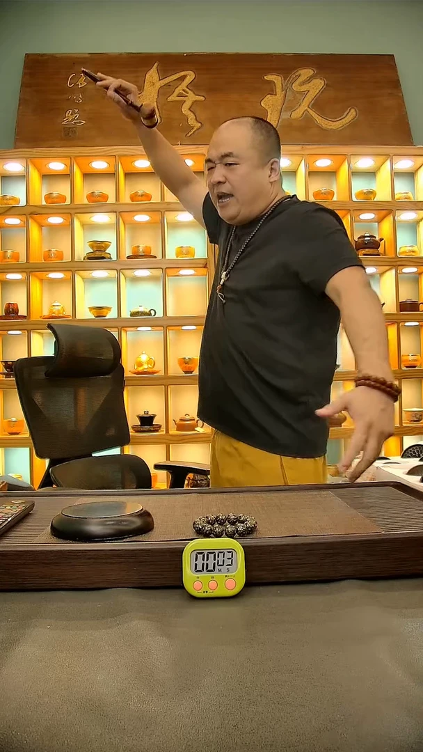 茶盏潇*676.。。。。。