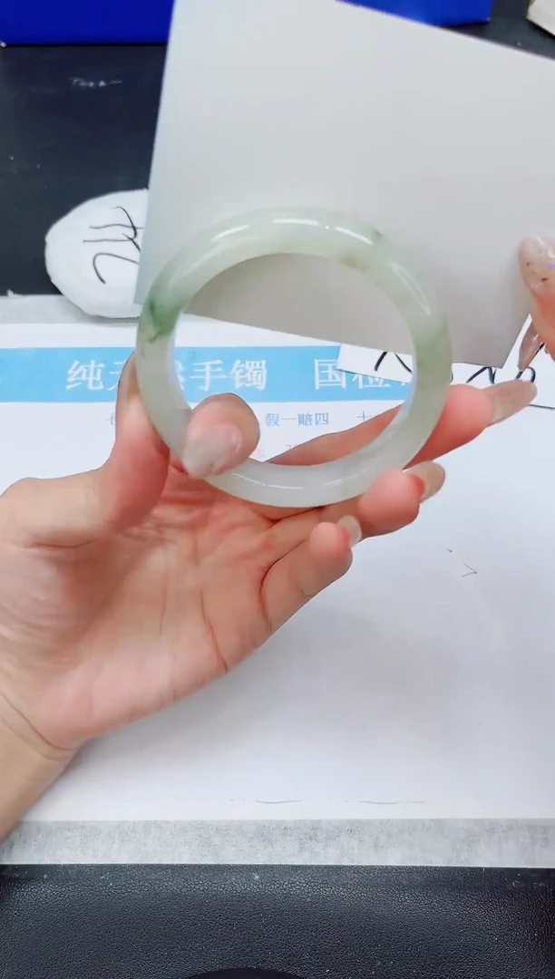 未镶嵌手镯石英质玉A42-56.3