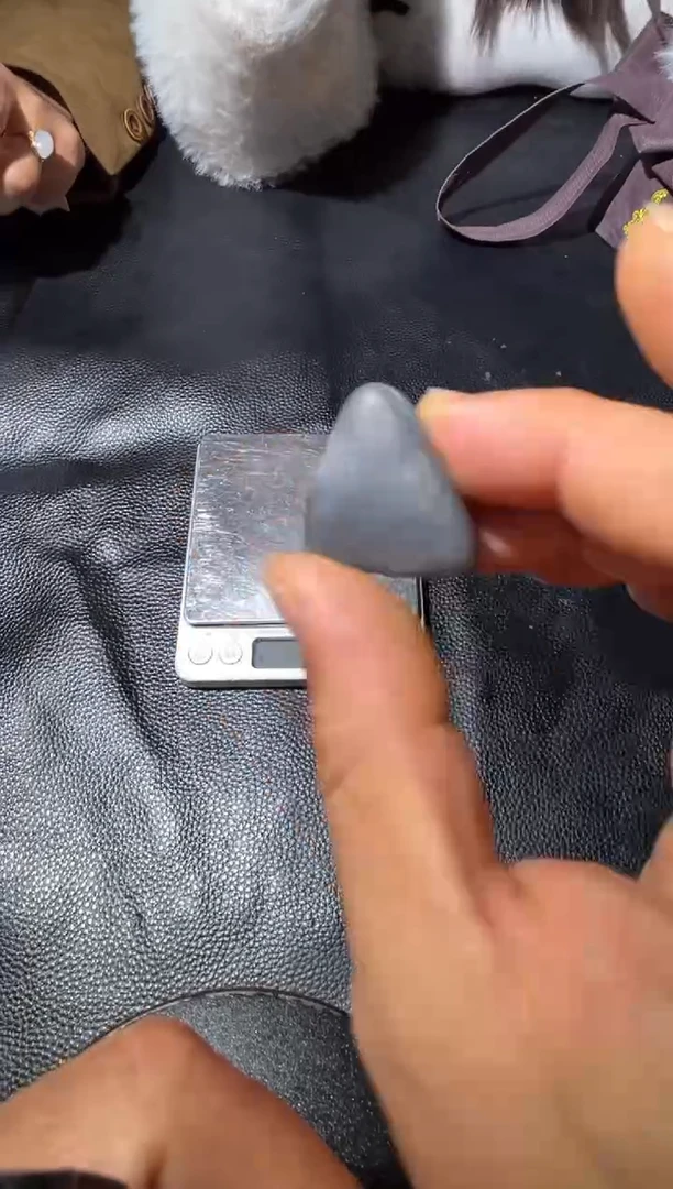 未镶嵌和田玉珠宝半成品6