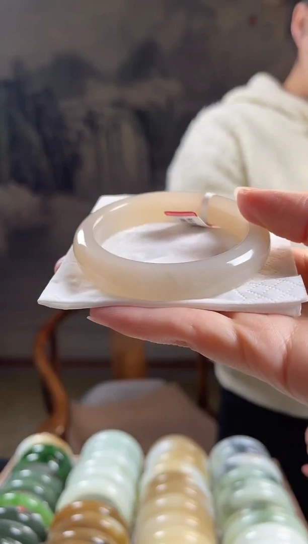 未镶嵌手镯和田玉56圈口1301