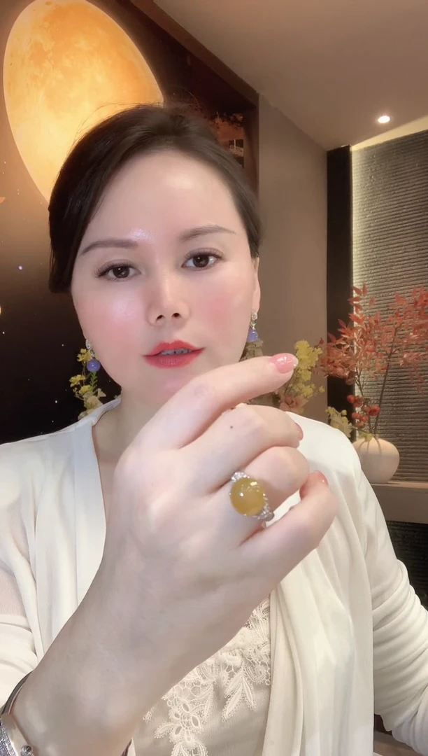 18K金镶嵌戒指翡翠D66