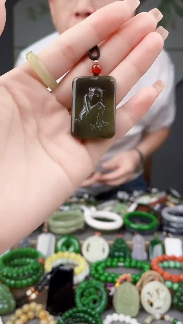 颈饰未镶嵌和田玉多样性发货 拍一单发一个