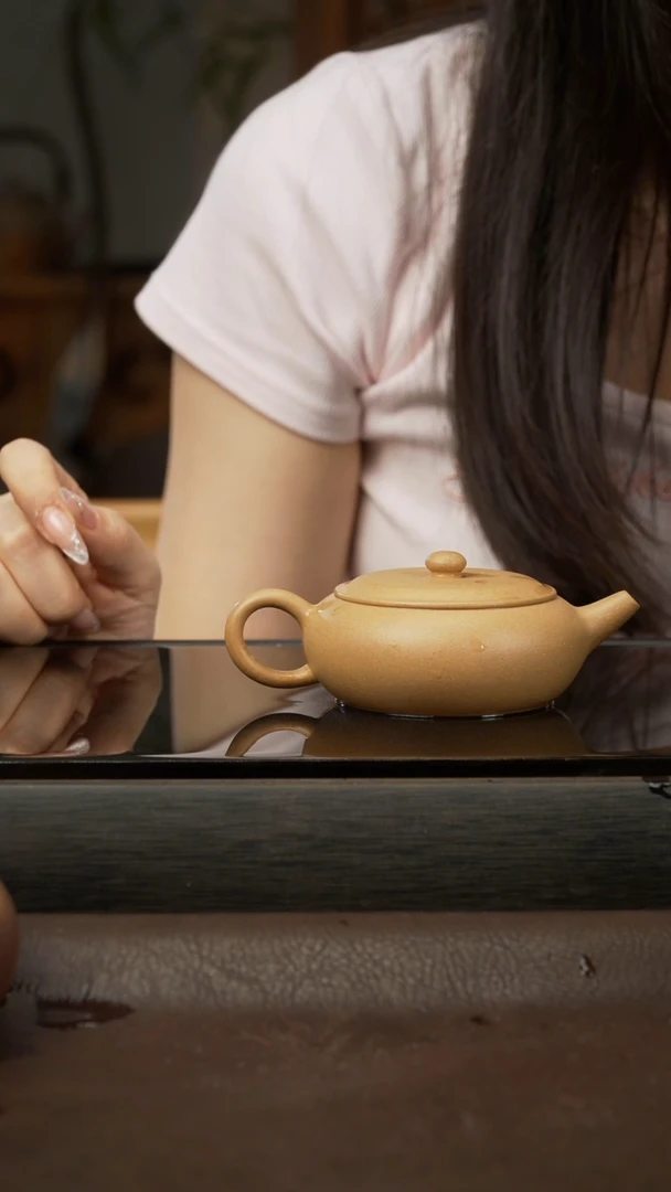茶壶紫砂10，香玉小圆壶，黄金段，