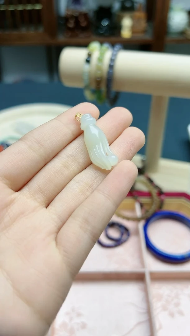 【闪购商品】和田玉吊坠18K金镶嵌18k金佛手吊坠*1 QC赠链