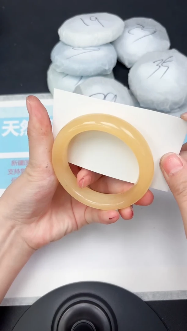 未镶嵌手镯石英质玉218-5354