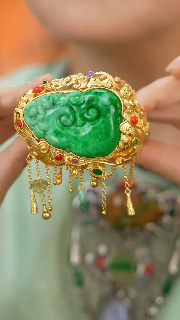 翡翠手镯银S925镶嵌新款