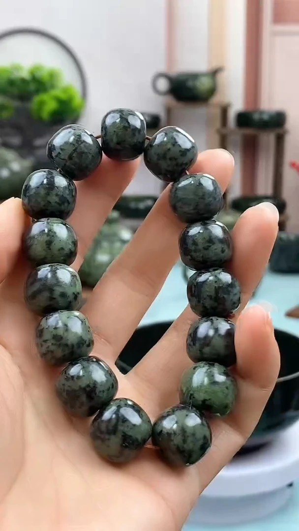 蛇纹石玉未镶嵌老型珠老型珠