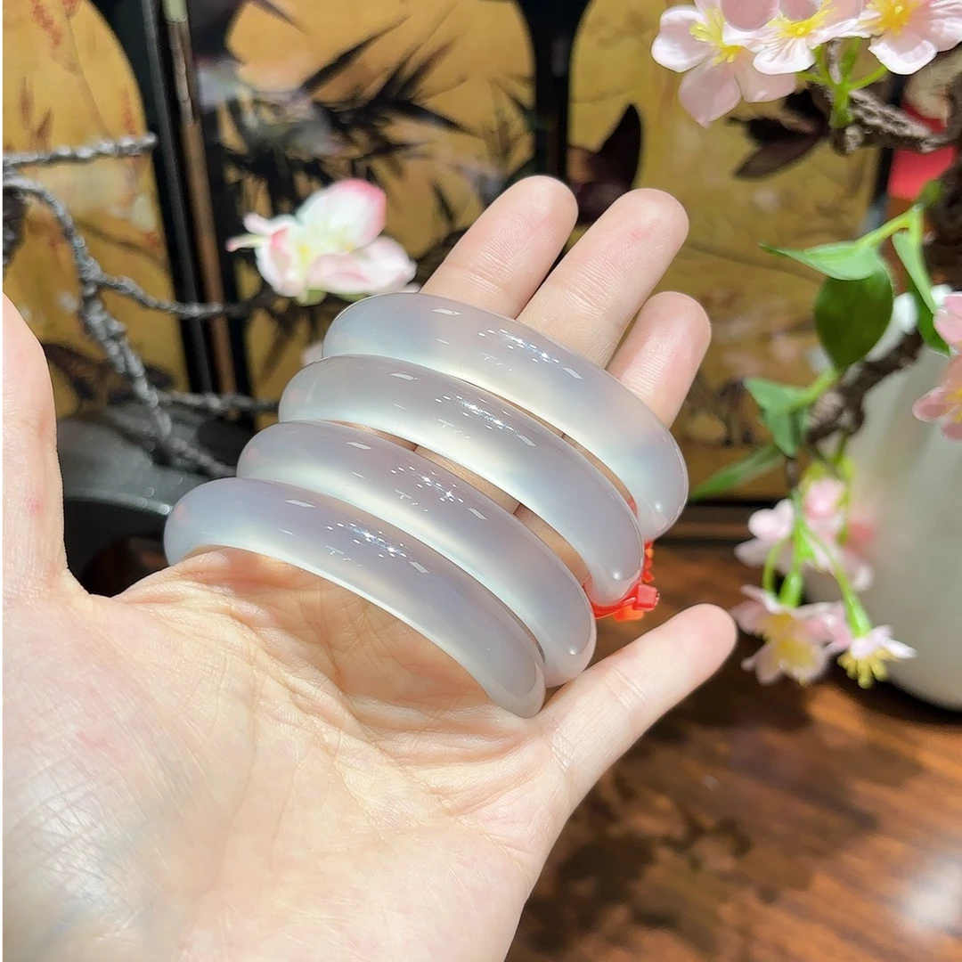 【带证书】玛瑙马料香槟月光宝石光感正圈手镯（多样性发一）