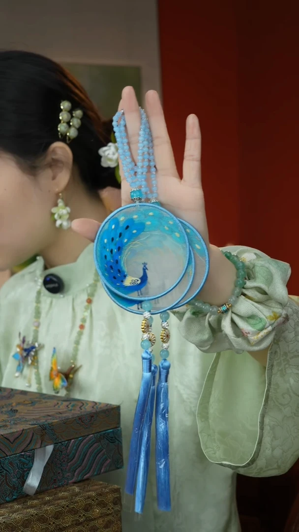 刺绣非遗苏绣车挂