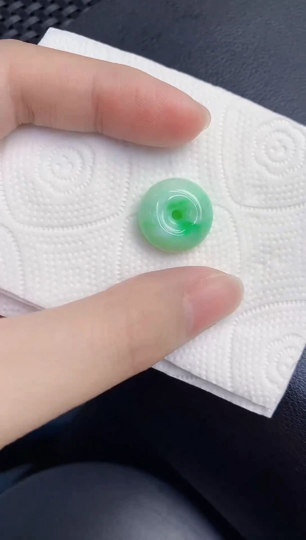 颈饰未镶嵌翡翠天然翡翠缅甸A货