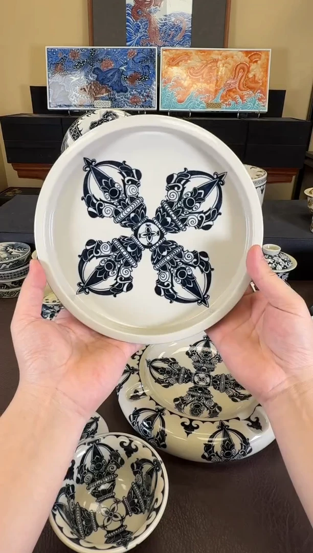 二号釉金刚杵纹壶承