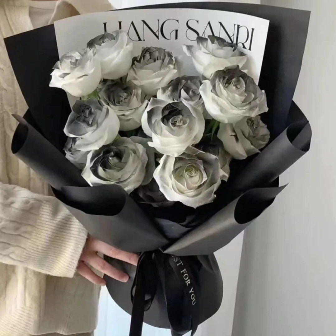 网红黑骑士花束高级感香皂花永生花送老公成品男友情人节生日礼物