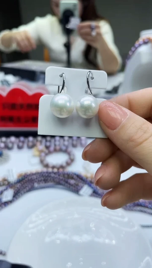 未镶嵌耳饰淡水珍珠白色系高跟鞋耳饰