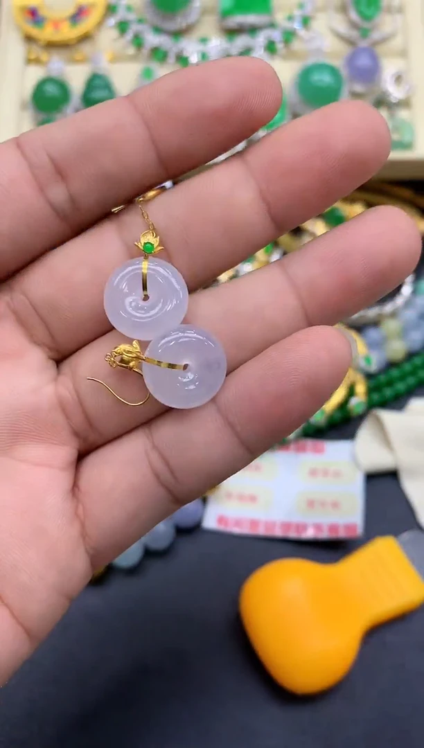 18K金镶嵌翡翠耳饰111-中国好珍宝