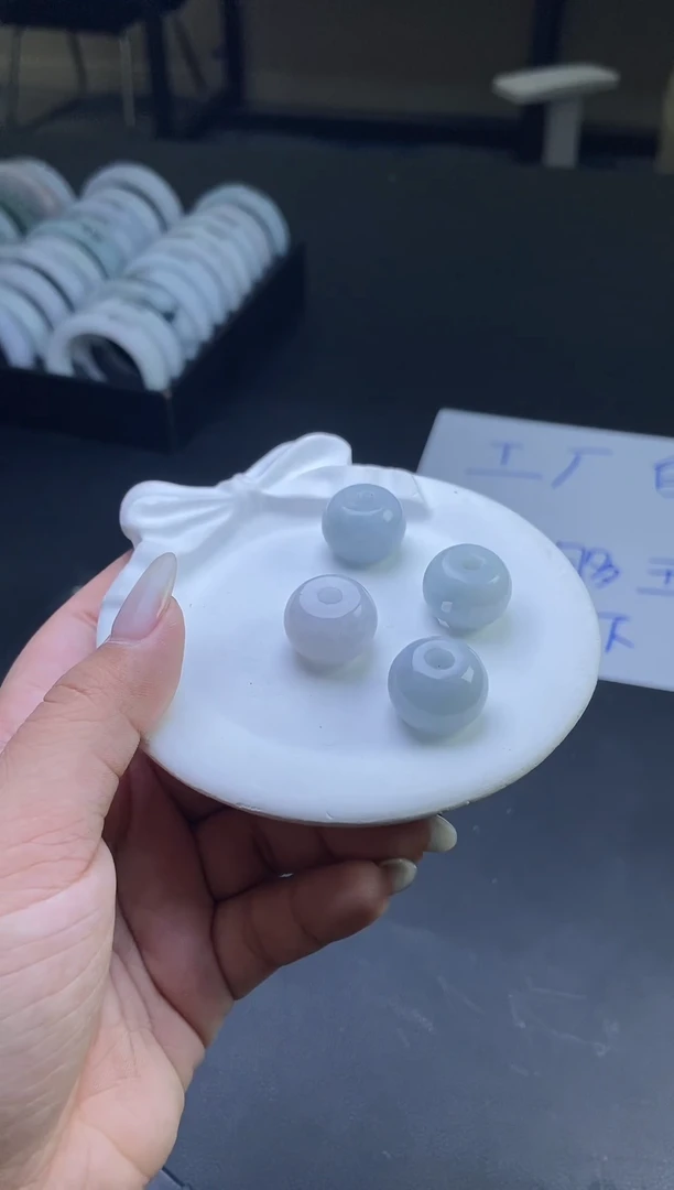 【闪购商品】翡翠颈饰未镶嵌24070203A路路通多样性发一件