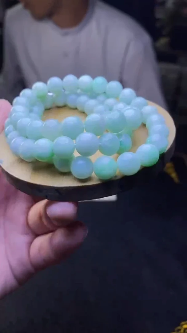 定制翡翠未镶嵌天然缅甸A货翡翠，多样性发货，拍一发一