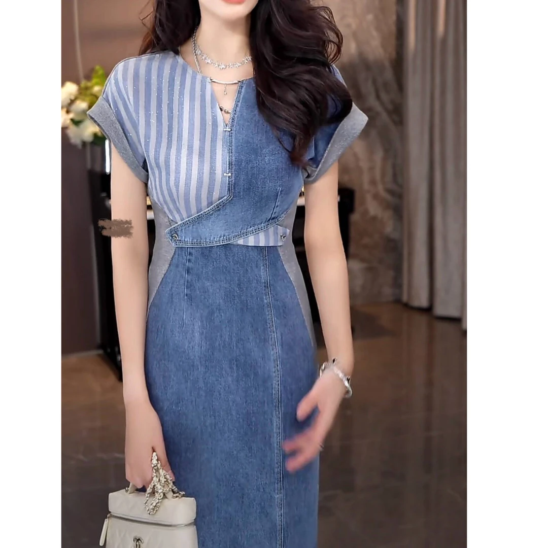 月半弯夏季设计感收腰气质洋气显瘦女装牛仔拼接连衣裙