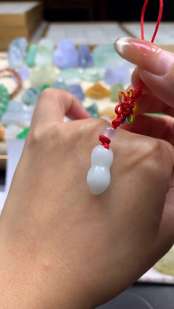 【闪购商品】定制翡翠未镶嵌翡翠