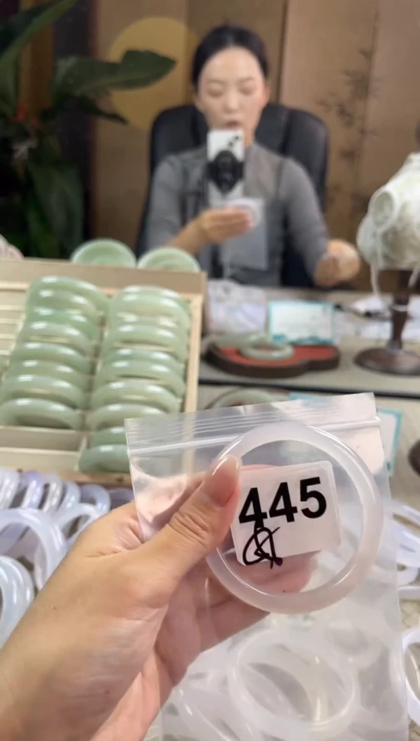手镯玛瑙/玉髓未镶嵌445