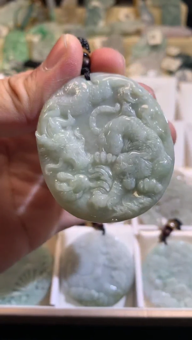 【闪购商品】翡翠颈饰未镶嵌02/23/37