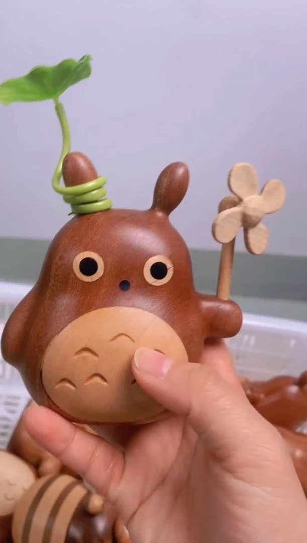 风车龙猫（荷叶）