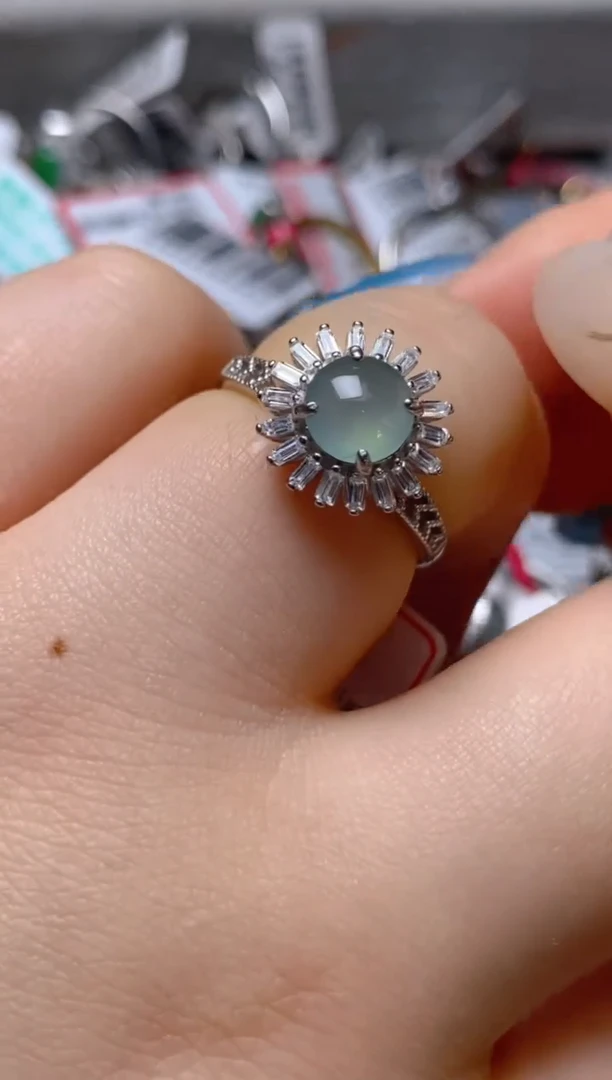 银S925镶嵌戒指翡翠百内无证书