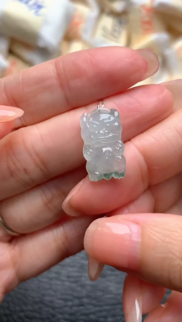 未镶嵌挂件翡翠一
