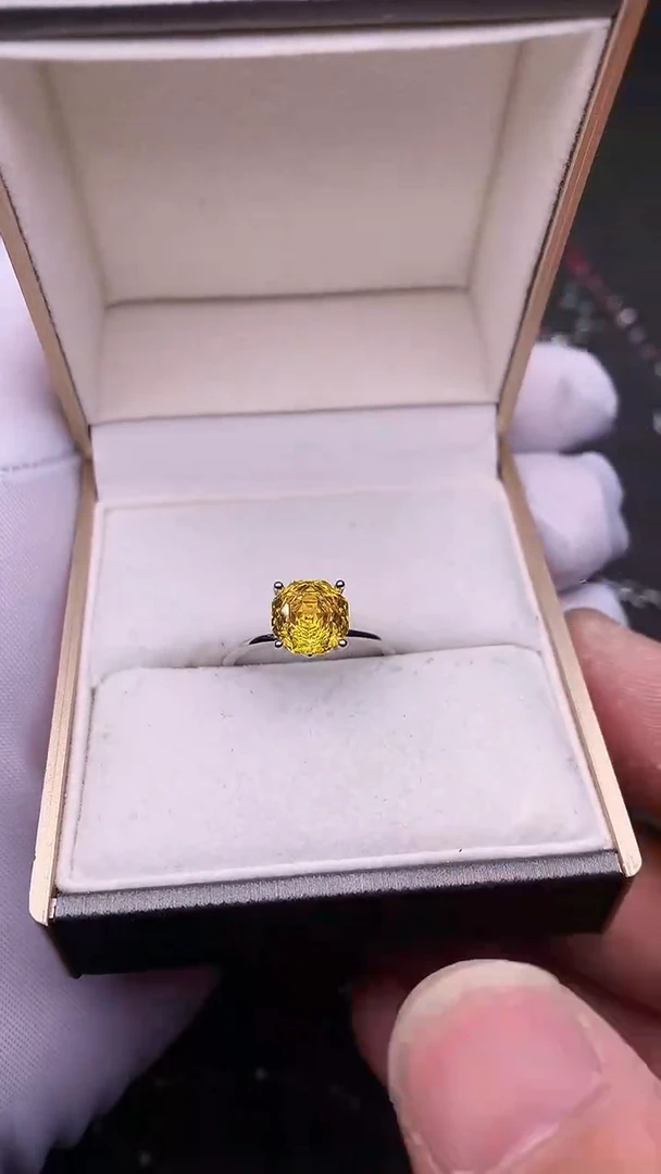 【闪购商品】彩色蓝宝石戒指银S925镶嵌.....