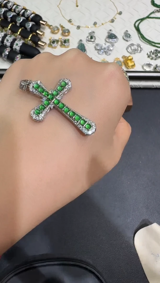 翡翠银S925镶嵌颈饰X0627-1822-133